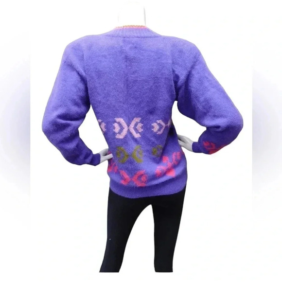 Izod Vintage Angora Wool Blend Purple V Neck Sweater  Size Medium - Picture 3 of 8